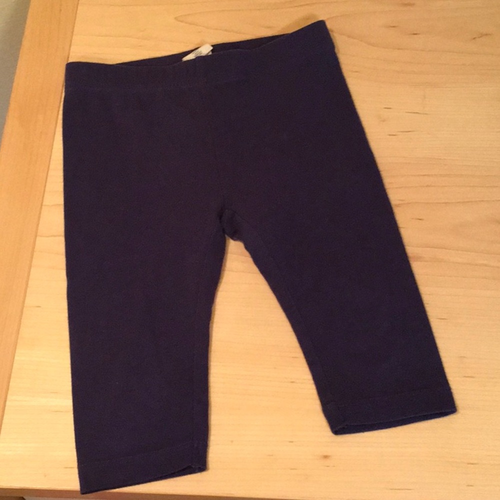 EUC Tucker + Tate navy capris